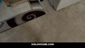 Home fucks with a pretty and sexy girl of easy virtue